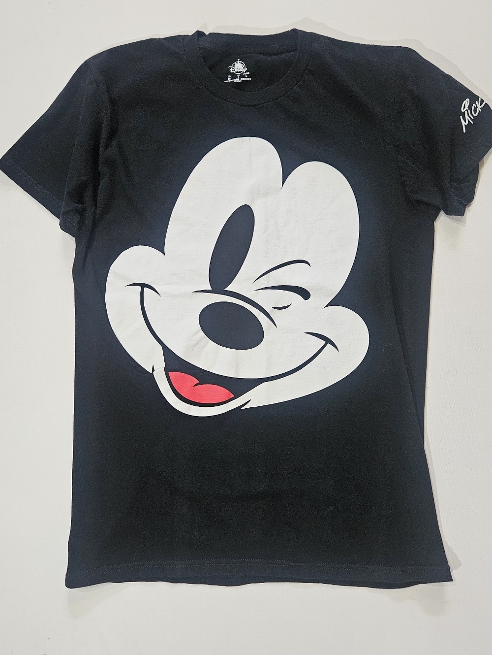 Walt Disney World T-shirt Mens‎ Medium Black White Mickey Mouse Face Graphic Tee